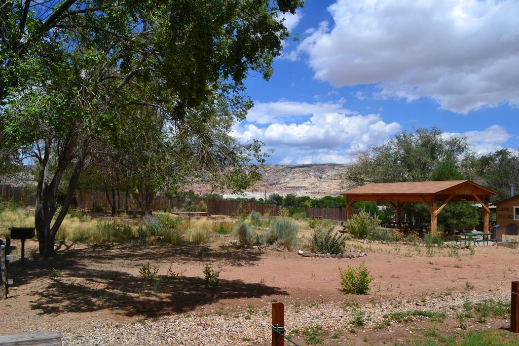 Hotel Escalante Outfitters Exterior foto